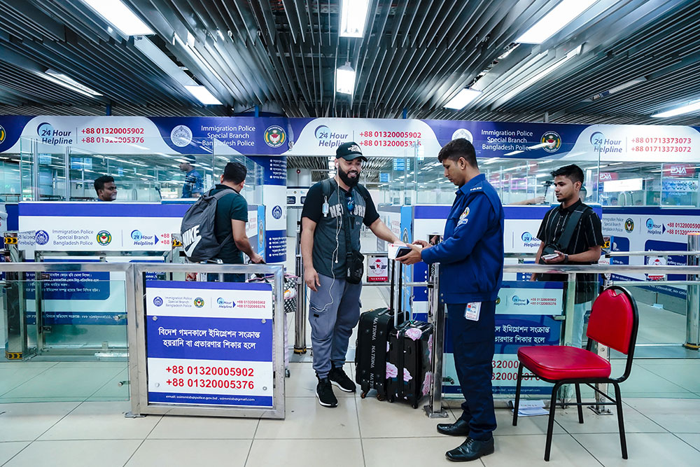 パスポートチェック